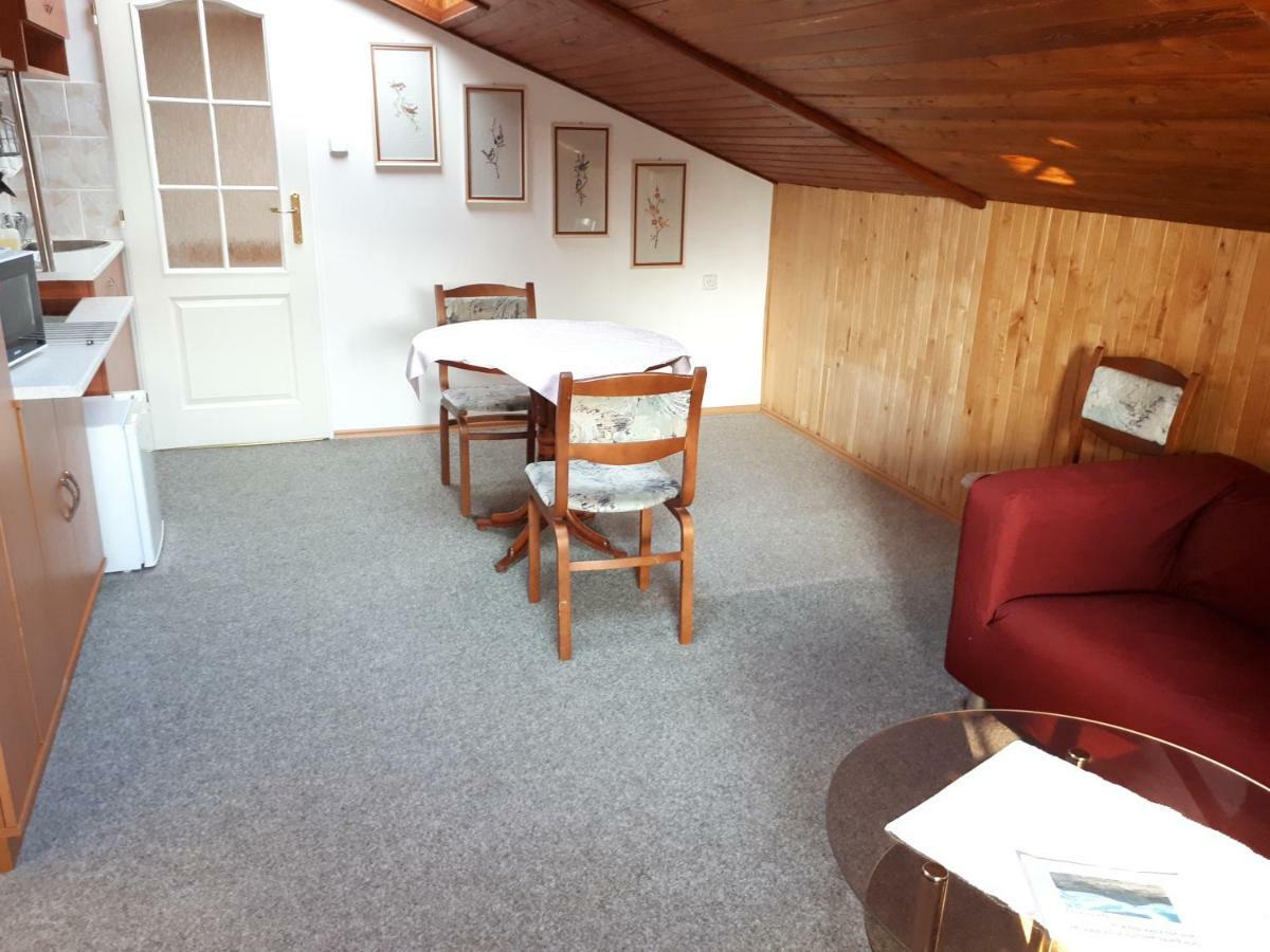 Apartament Privat - Melanie Vrchlabí Zewnętrze zdjęcie